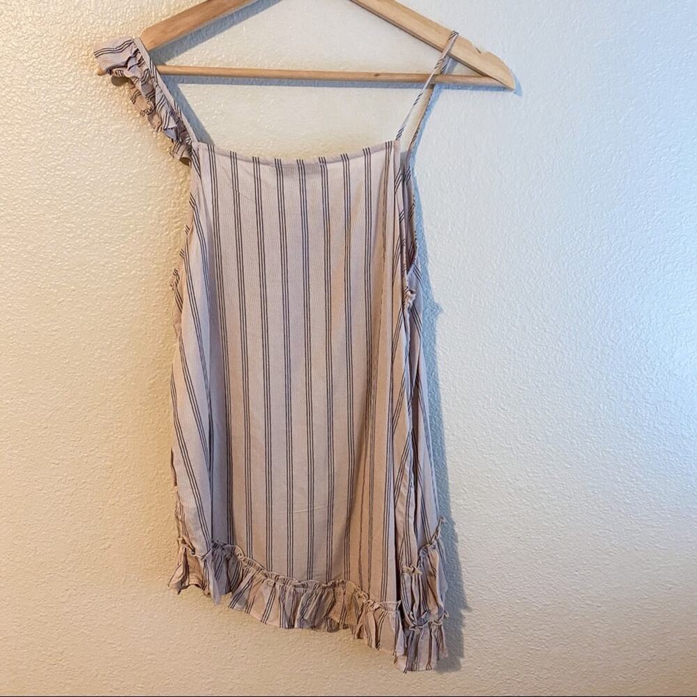 Ro & De Ruffle Sleeve Tank Top - Picture 4 of 4